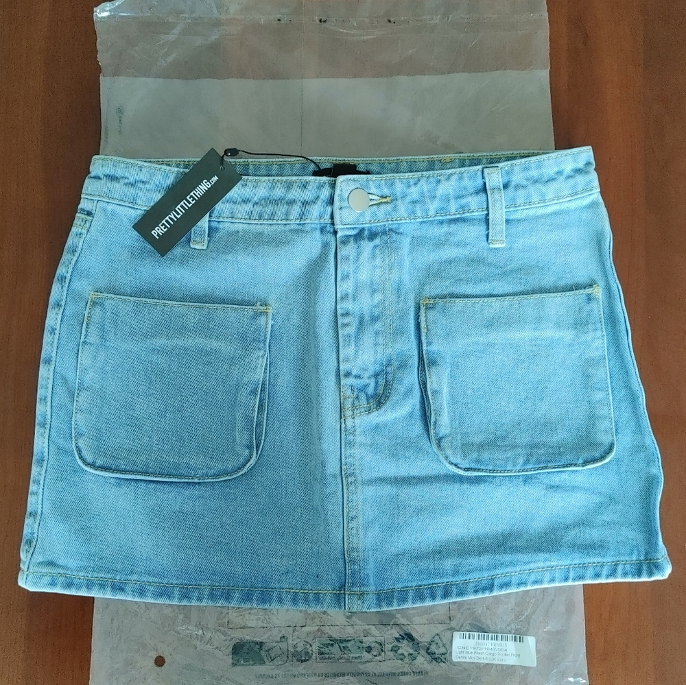Patch Pocket front denim mini skirt US Size 2 (6 UK) (297)